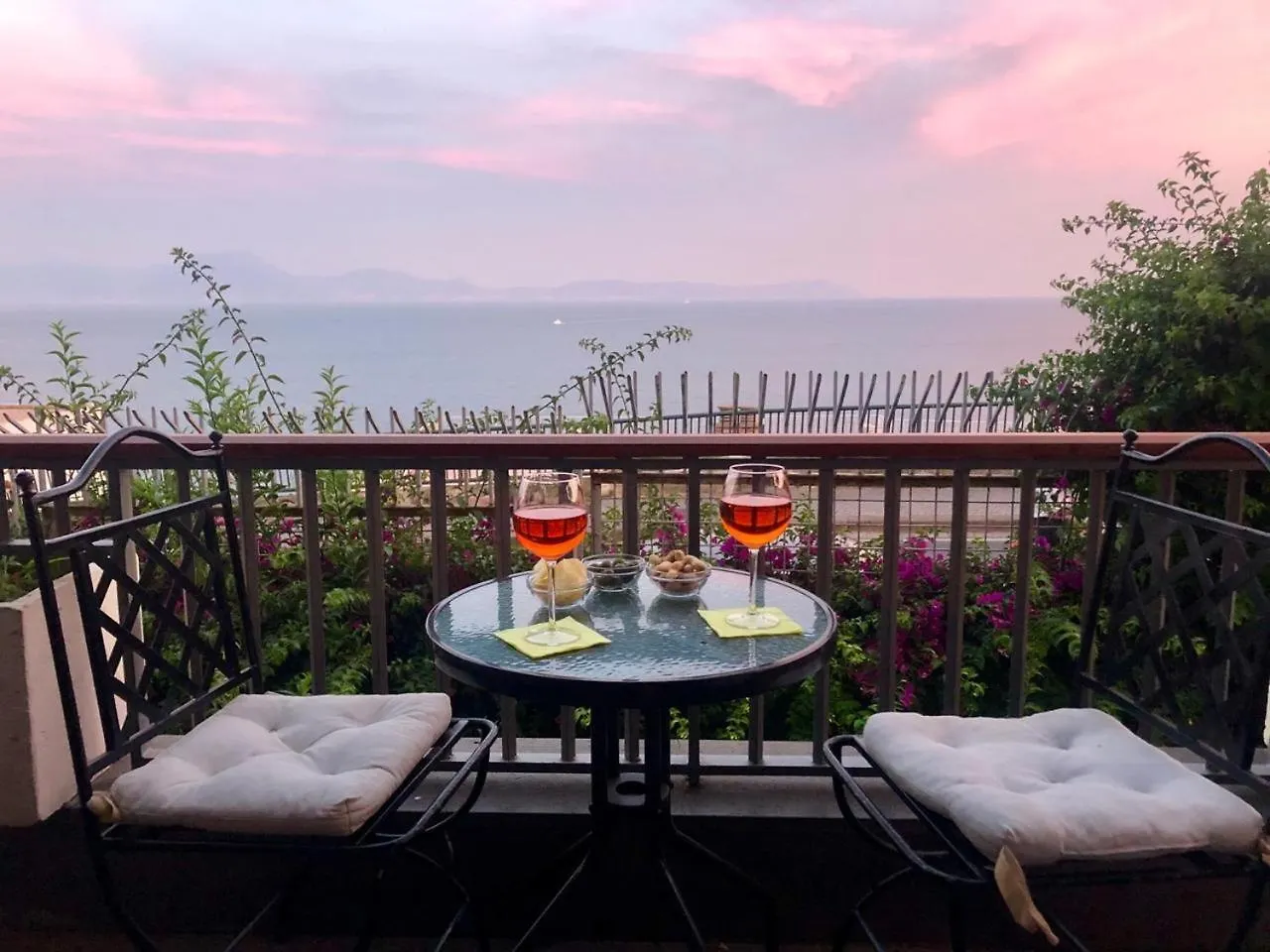 La Tolda - La Vista Clara Hotel Naples Guest house