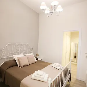 Bed and breakfast Chiaia Bridge, Nápoles